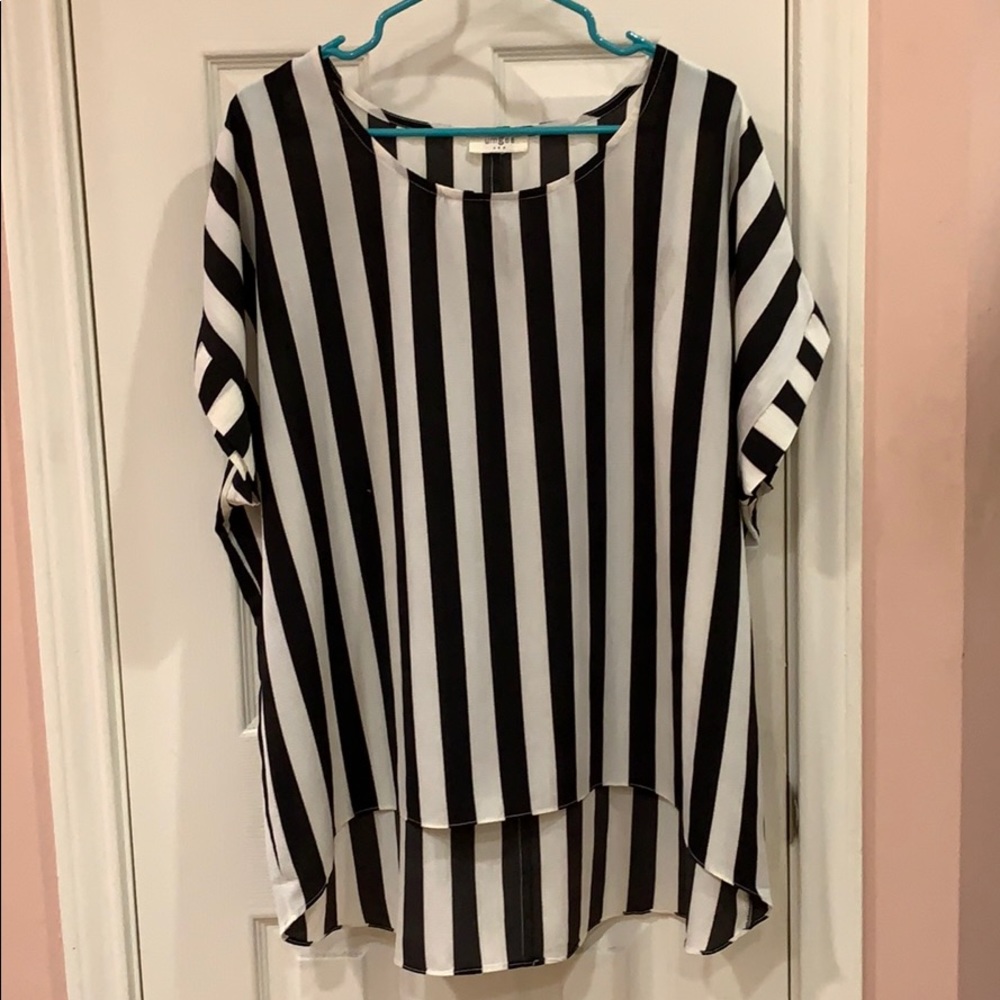 Umgee ‘Referee’ top